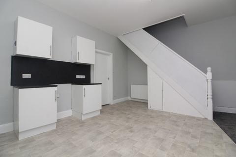 3 bedroom terraced house to rent, Angus Street, Peterlee