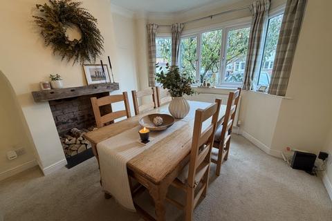 3 bedroom semi-detached house for sale, Coombe Road, Solihull B90