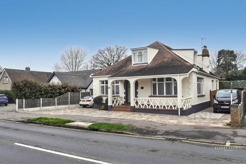 4 bedroom chalet for sale, Benfleet Road