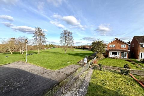 undefined, Wroughton, Swindon SN4