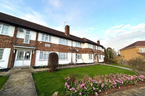 2 bedroom maisonette to rent, Bellamy Court, Bellamy Drive HA7