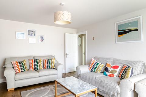 2 bedroom flat for sale, Leeds LS17