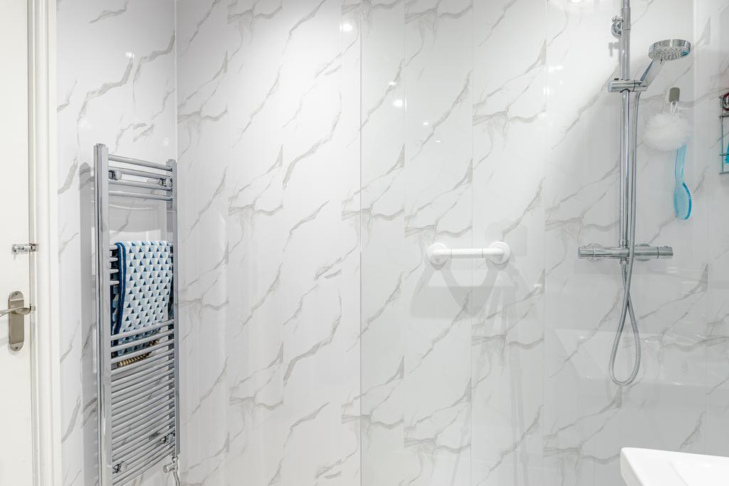 Shower3