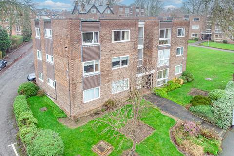 2 bedroom flat for sale, Leeds LS17