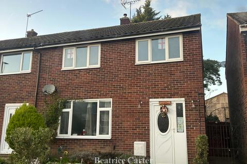 38 bedroom semi-detached house for sale, Glebe Close, Thetford IP24