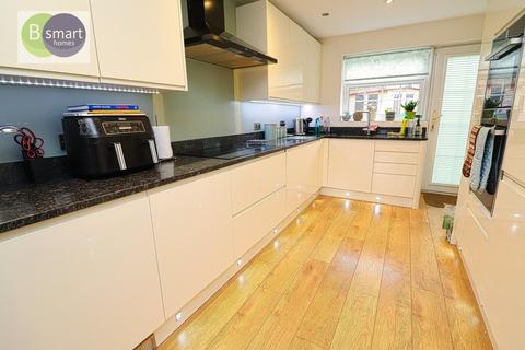 4 bedroom detached house for sale, Yearling Chase, Mexborough S64