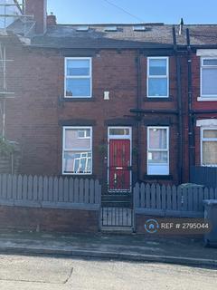 undefined, Swallow Mount, Leeds, LS12