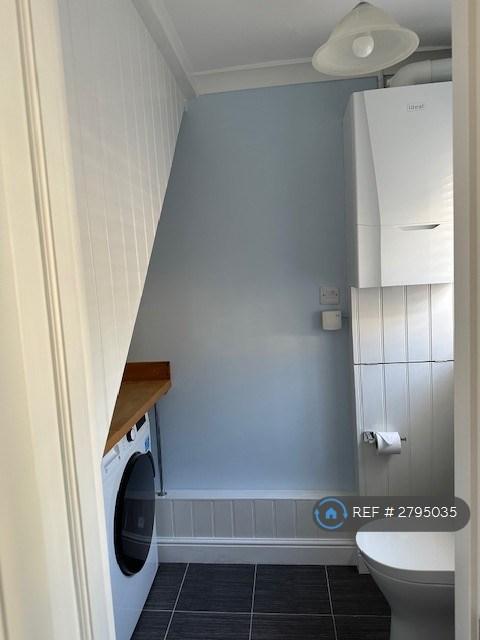 Utility/Cloakroom