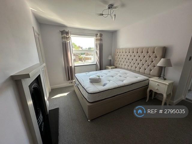 Front Bedroom