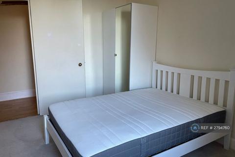 undefined, Meadow Place, Edinburgh, EH9