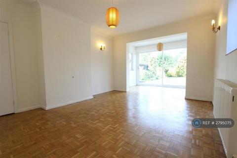 undefined, Ickenham Road, Ruislip, HA4