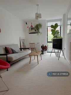 2 bedroom flat to rent, Cranston Court, London, W12