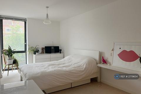 2 bedroom flat to rent, Cranston Court, London, W12