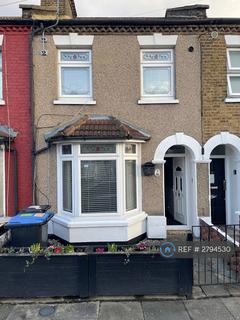 3 bedroom terraced house to rent, Nelson Road, Enfield, EN3