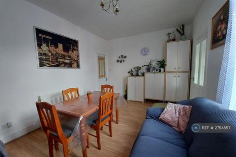 undefined, Inwood Road, Hounslow, TW3