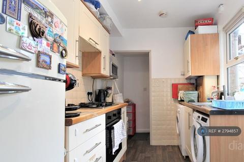 undefined, Inwood Road, Hounslow, TW3