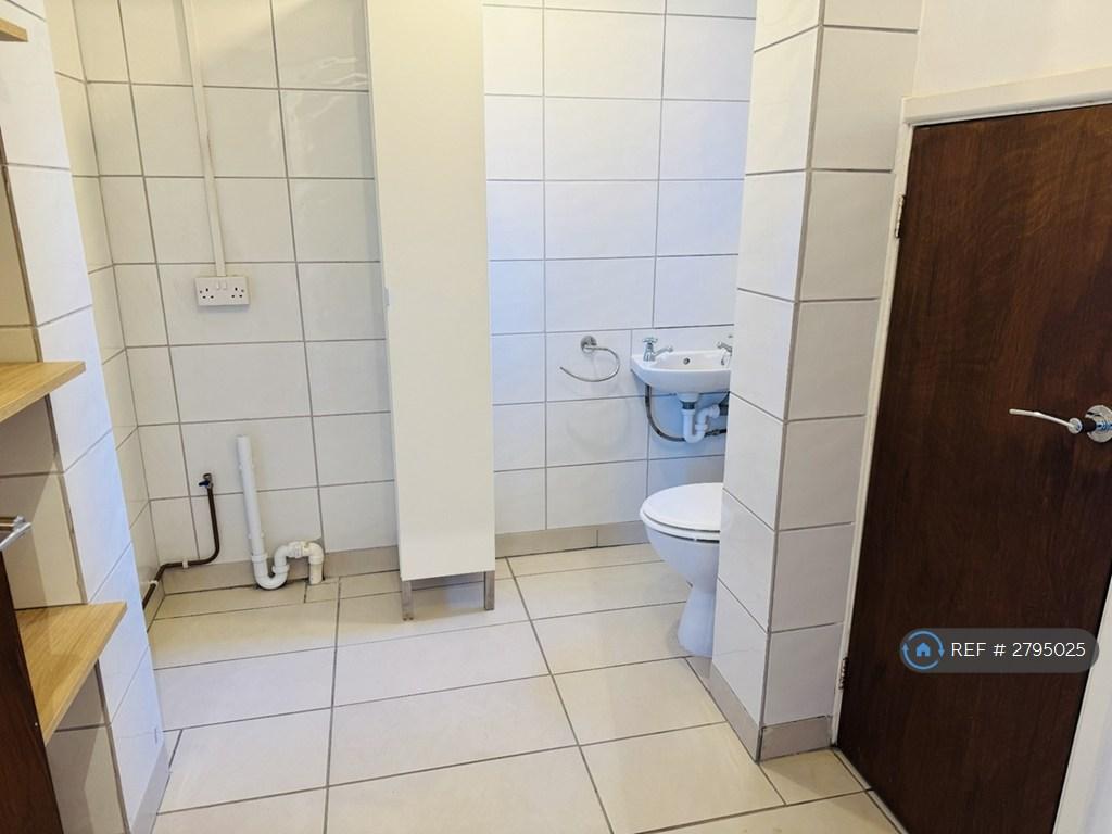 Utility \ Cloakroom