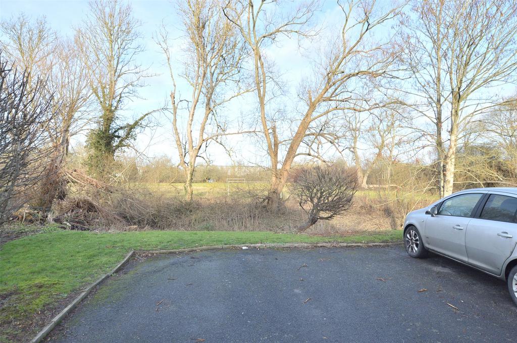 Car Park / Views