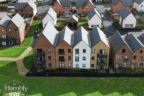undefined, Clos Chwe Erw, Cardiff CF5