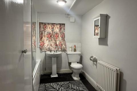 undefined, Gordon Street