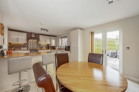 4 bedroom detached house for sale, Foxtail Road, Waterlooville