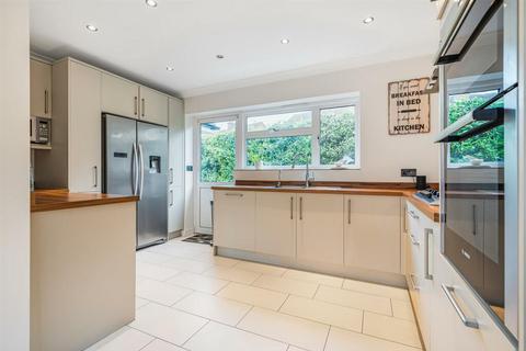 undefined, Ray Lea Road, Maidenhead SL6