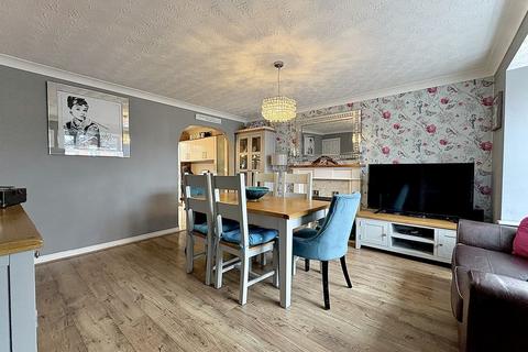 undefined, Winrush Close, LOWER GORNAL, DY3 2NE