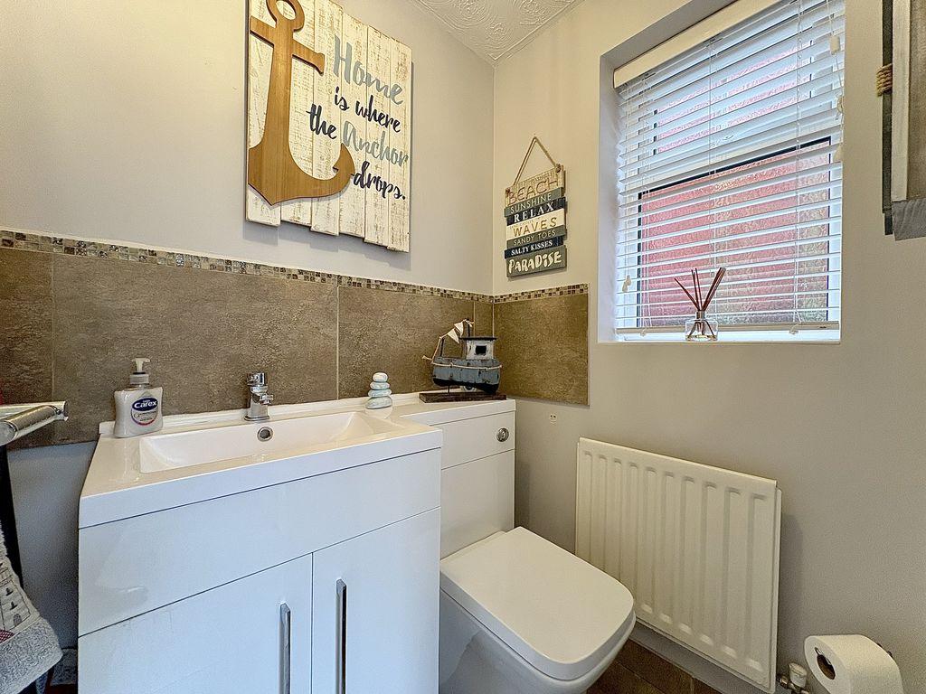 Downstairs wc