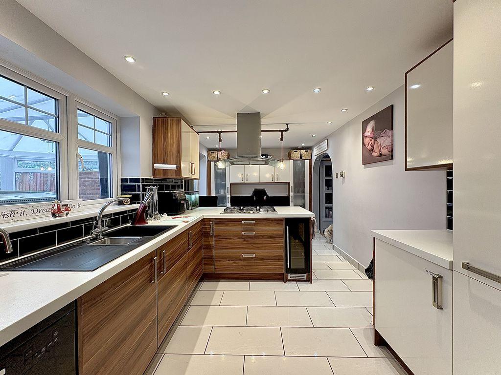 Breakfast kitchen