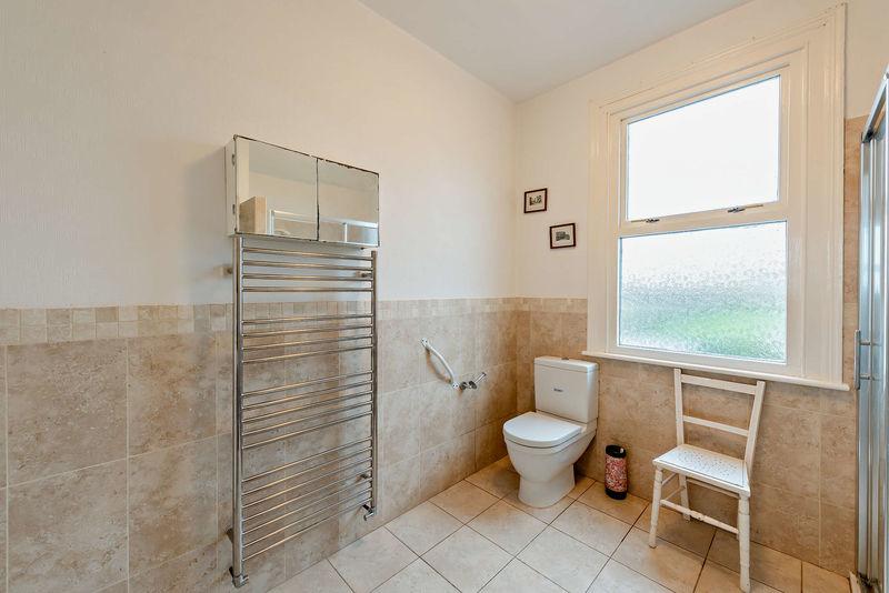 Bathroom/Shower Room