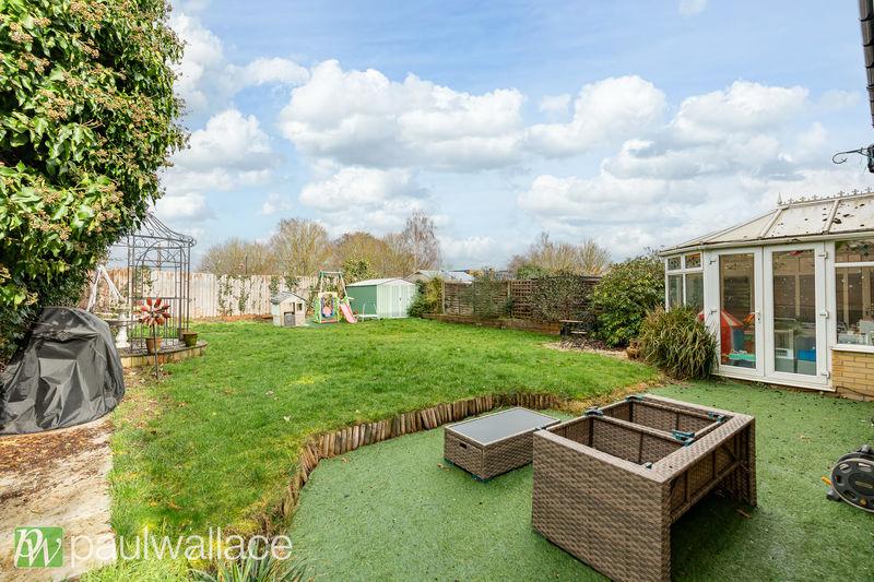 60' Rear Garden