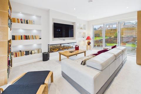4 bedroom detached house for sale, 11 Adrian Shinn Way, Horncastle