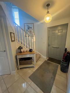 3 bedroom semi-detached house for sale, Selwood Close, Swindon, SN1