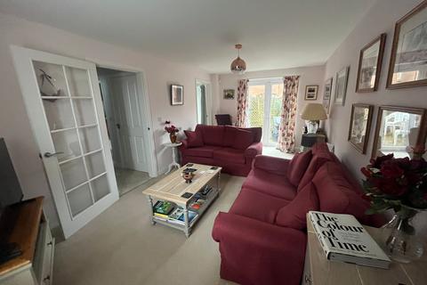 3 bedroom semi-detached house for sale, Selwood Close, Swindon, SN1