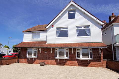 undefined, Portsmouth Road, Lee-on-the-Solent, PO13