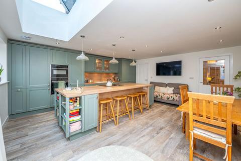 4 bedroom detached house for sale, Drabble Close, Shifnal, TF11 9QN