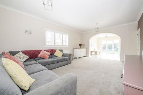 5 bedroom detached house for sale, Blackness Road, Crowborough