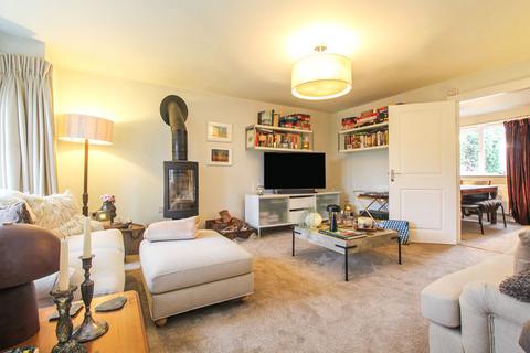 5 bedroom detached house for sale, Hebbes Close, Bedford MK42