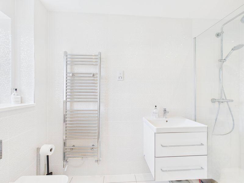 Bed One En-Suite