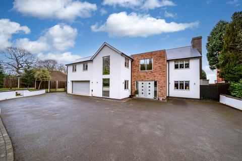 5 bedroom detached house for sale, Little Oaks Drive, Stourbridge DY7