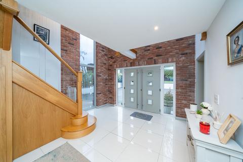 5 bedroom detached house for sale, Little Oaks Drive, Stourbridge DY7