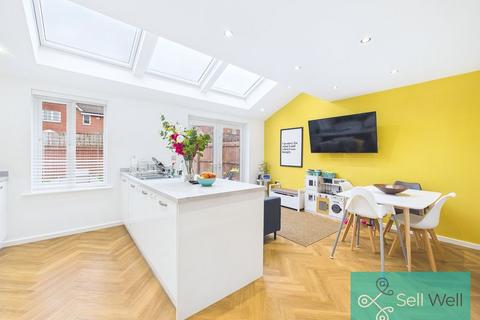 4 bedroom detached house for sale, Thorne Crescent, Manchester M28