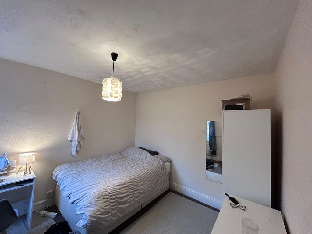 Bedroom 3 (First)