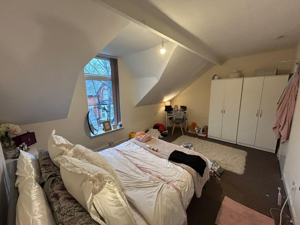 Bedroom 4 (Second)