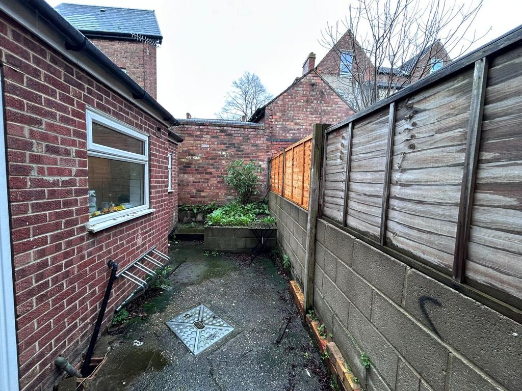 Rear Courtyard