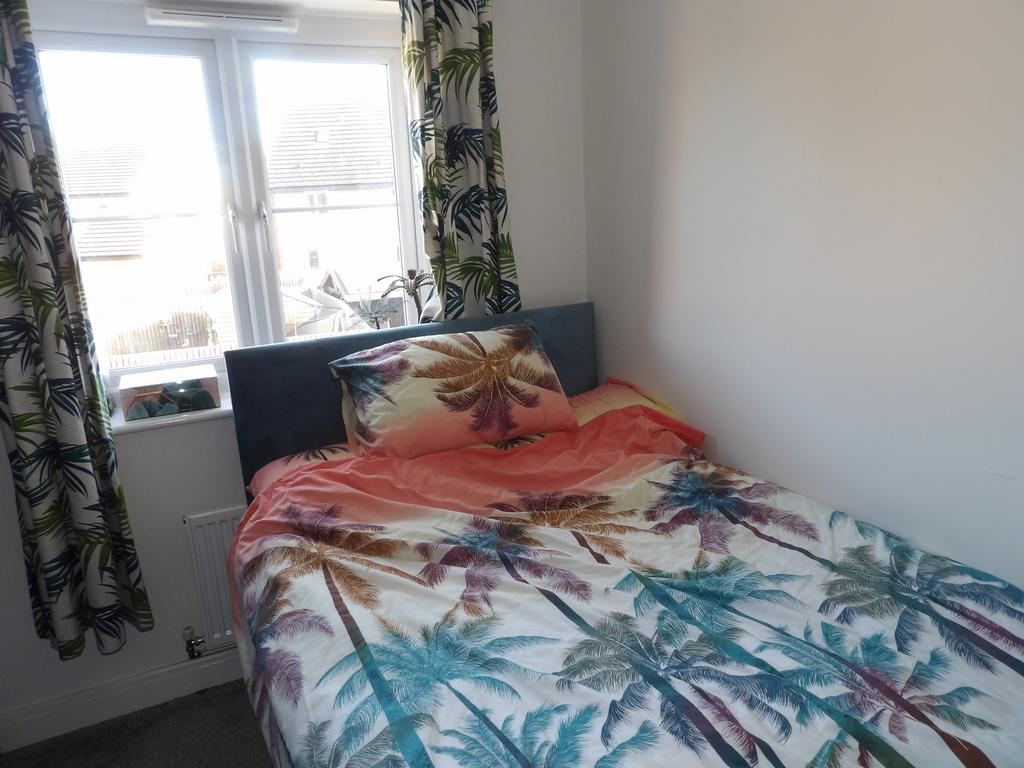 Large 2nd Bedroom