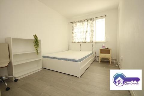 3 bedroom flat to rent, London NW1
