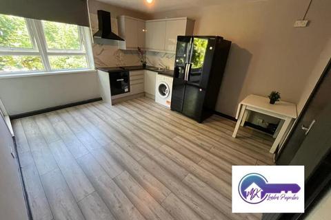 undefined, London E14