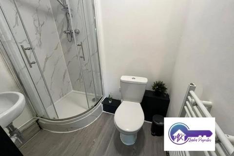 undefined, London E14