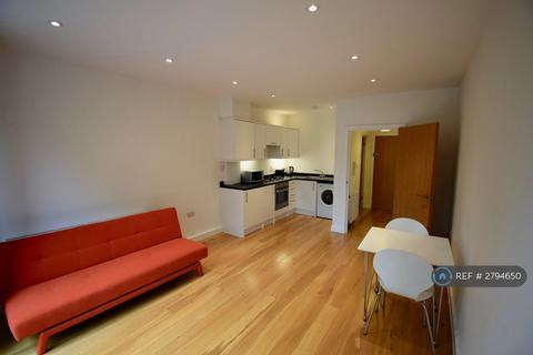 1 bedroom flat to rent, Wenlock House, London, SE23
